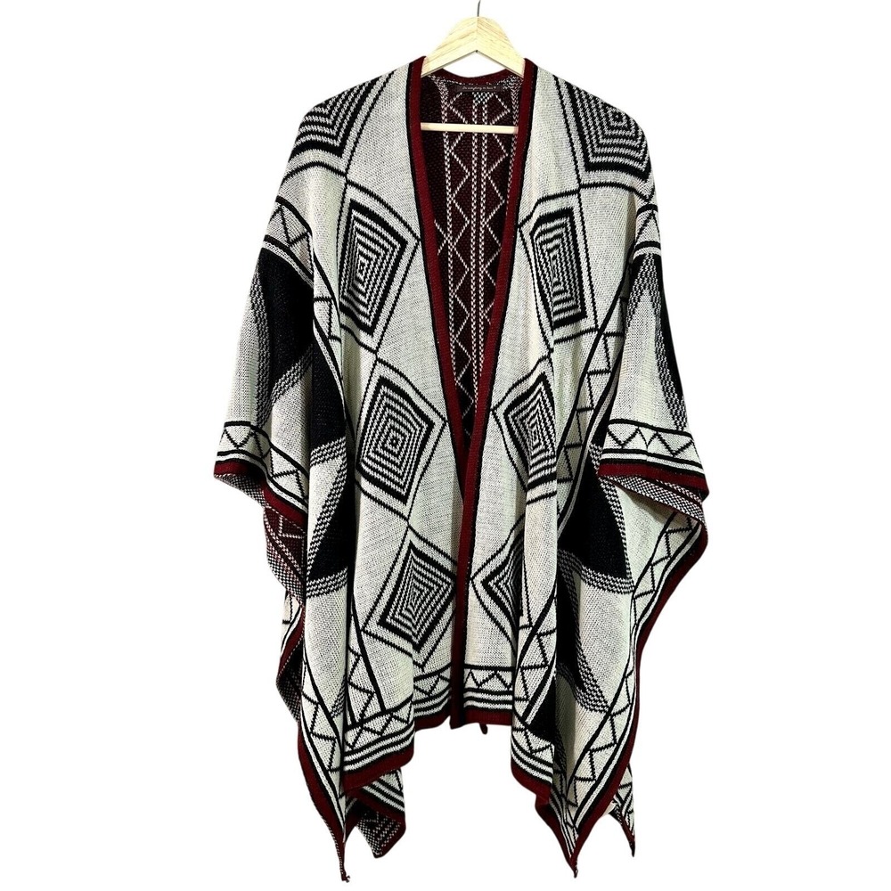 Do Everything‎ In Love Reversible Poncho Geometric Diamond Knit Wrap Burgundy OS
